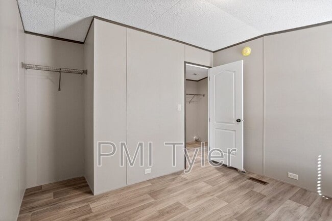 Building Photo - 119 Sugar Maple Ln