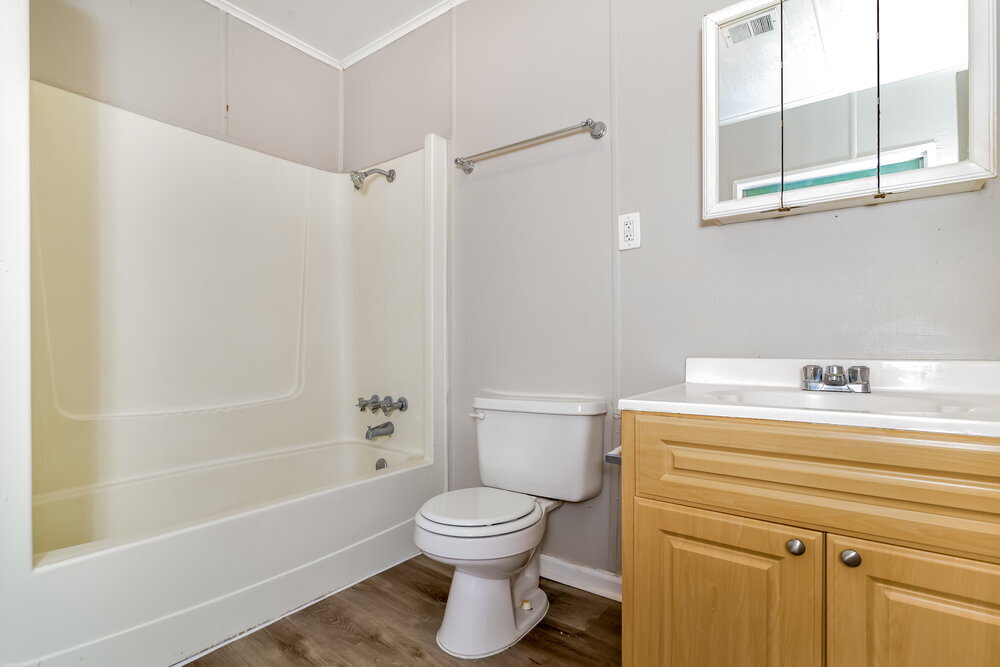 Building Photo - 542 Colonnades Cove