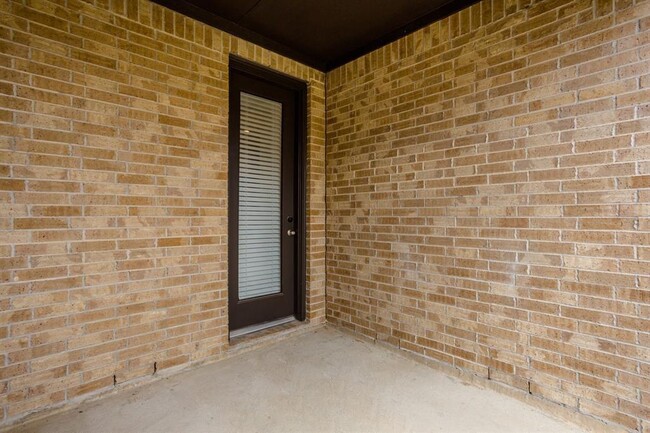 Building Photo - 21319 Cold Rain Dr