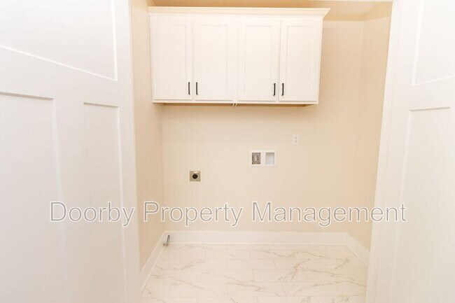 Building Photo - 65 Morning Mist Dr