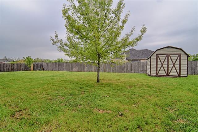 Building Photo - 2106 Delaford Dr