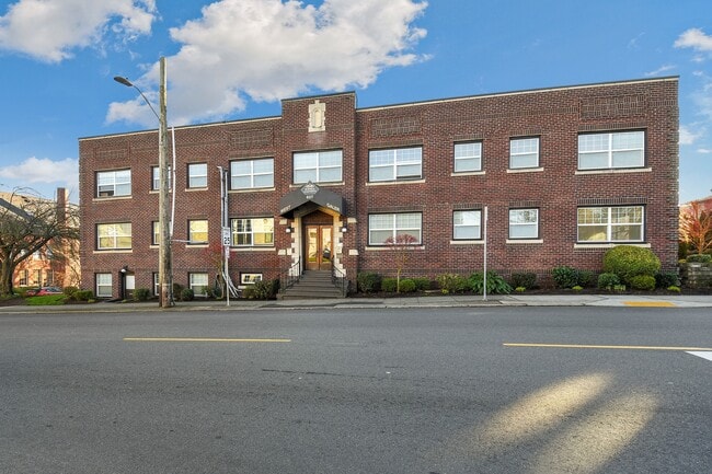 Primary Photo - Sophia Apartments