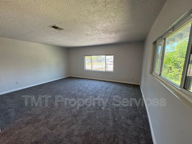 Building Photo - 7733 Mary Lou Way