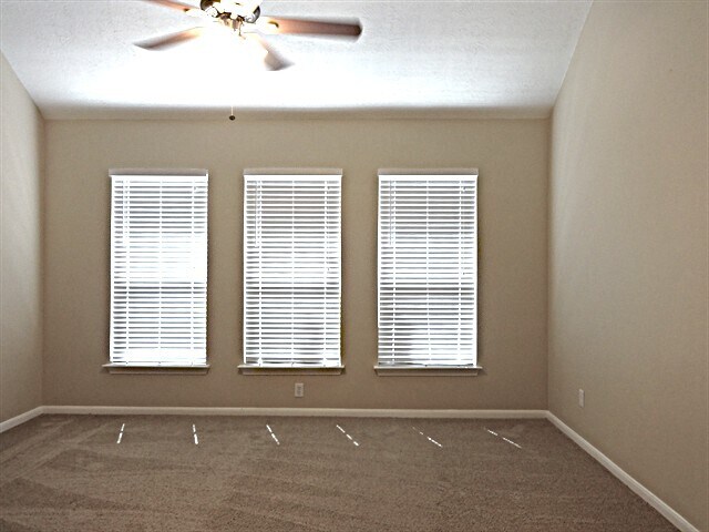 Building Photo - 2906 Tara Gables Ct