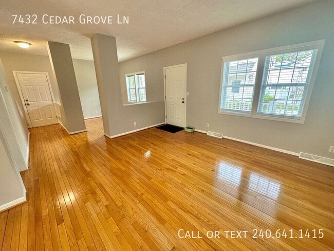 Building Photo - 7432 Cedar Grove Ln