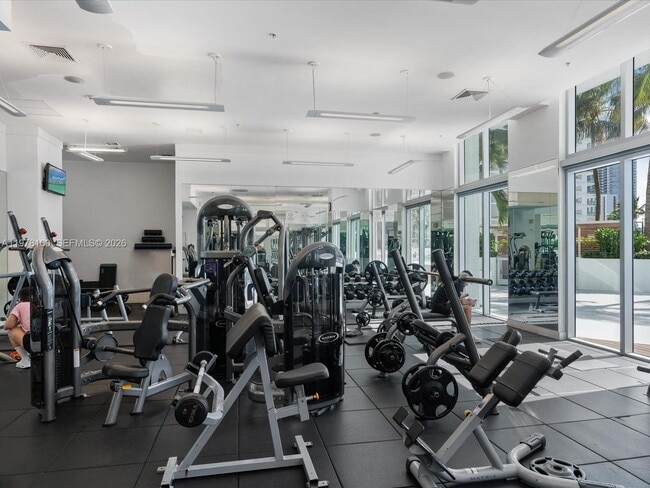 Building Photo - 90 SW 3rd St