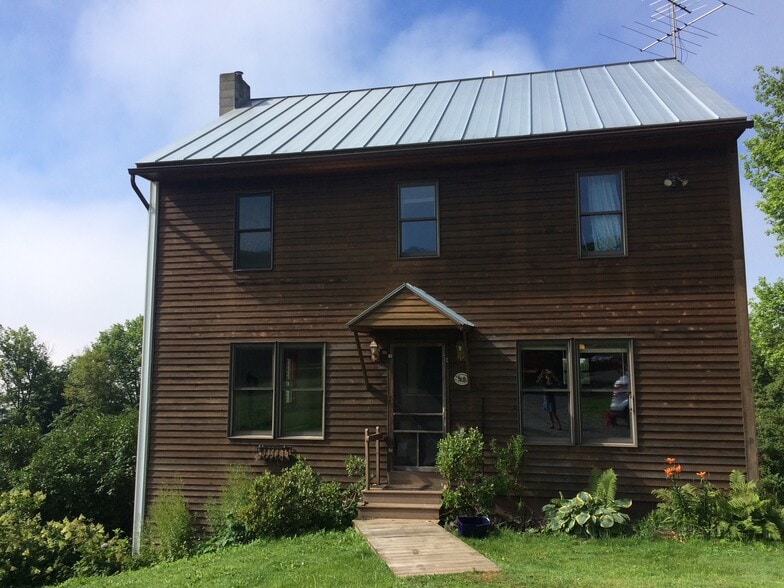 Building Photo - 393 Harlow Hill Rd
