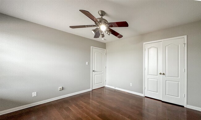 Building Photo - 5739 Westminster Village Dr