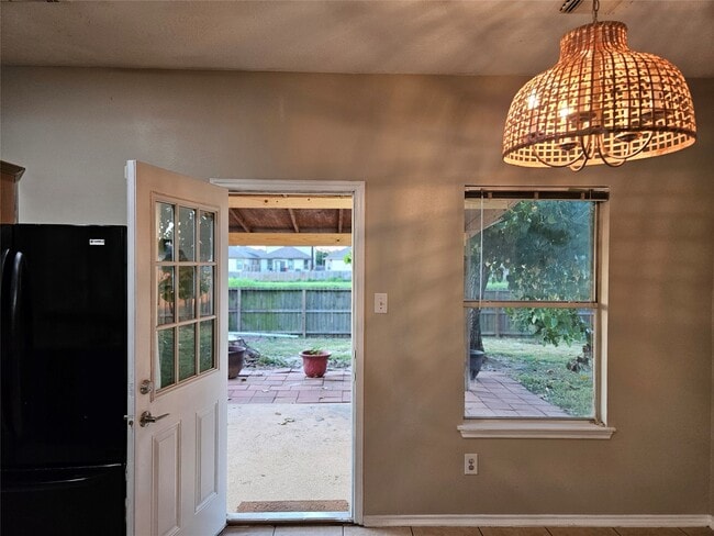 Building Photo - 13111 Cherryglade Ct