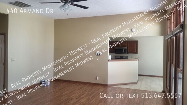 Building Photo - 440 Armand Dr