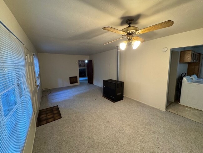 Building Photo - Serene mountain setting in Felton