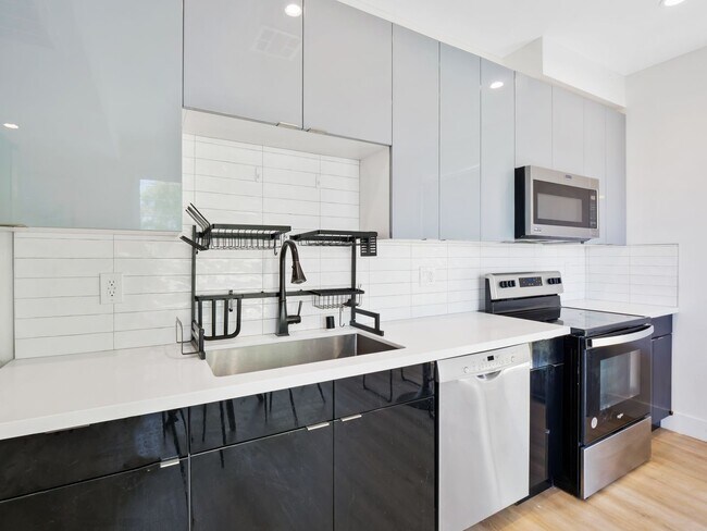 Building Photo - 3105 Normandie Avenue