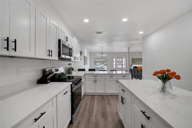 Building Photo - 1011 S Armstrong Ave