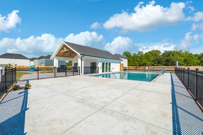 Building Photo - 7628 Inwood Hls Ln