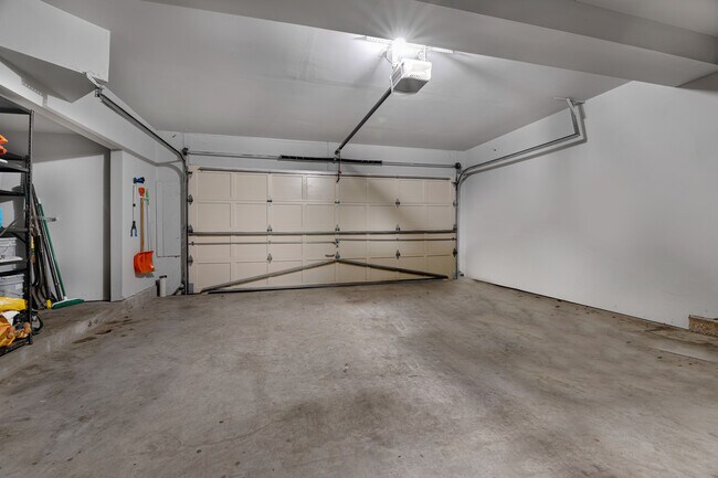 Building Photo - 2032 Ashleigh Woods Ct