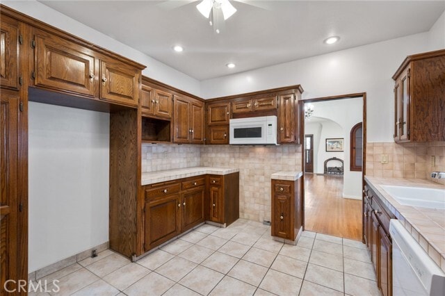 Building Photo - 929 E 37th St