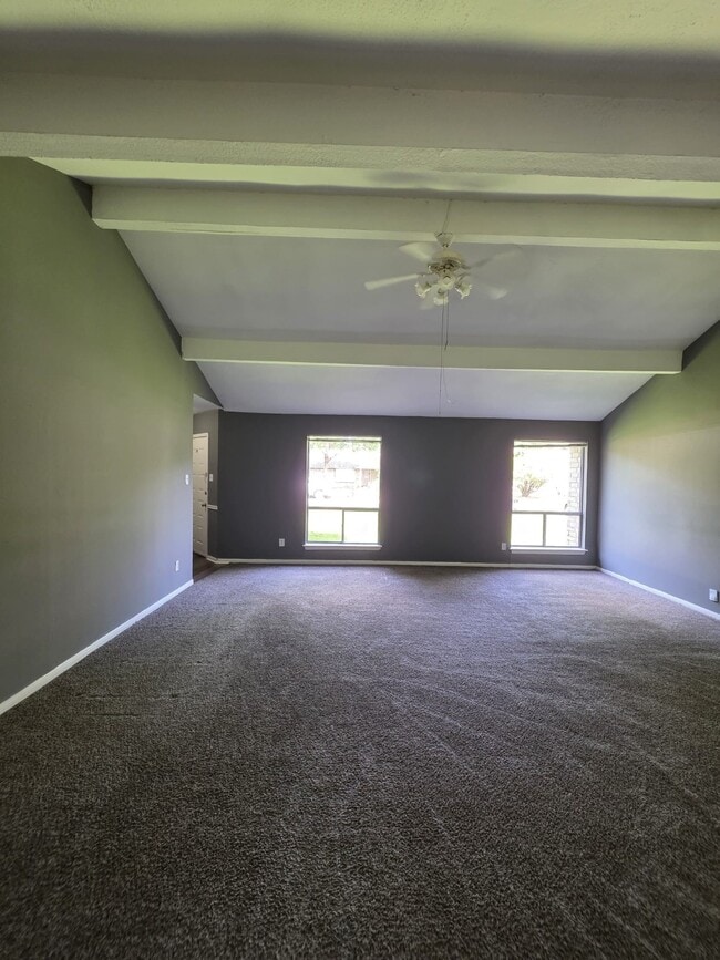 Building Photo - 22819 Carter Gate Dr