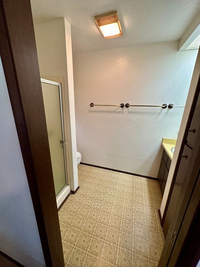 Building Photo - 99-7733 Uluhe Pl