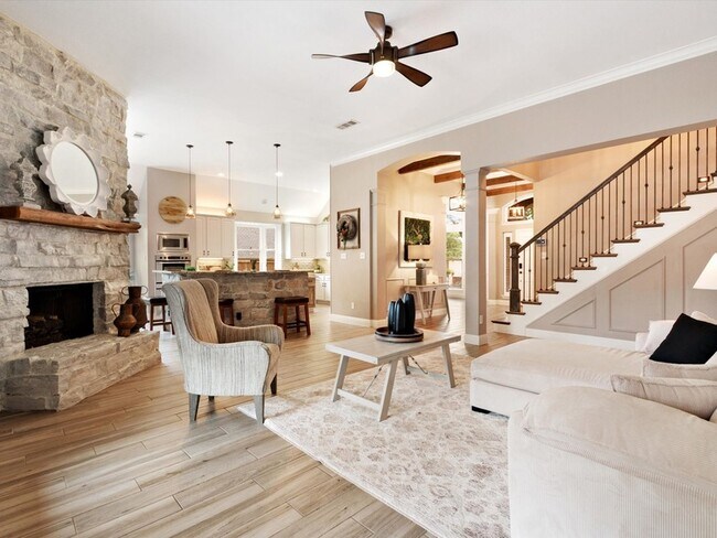 Building Photo - 3228 Port Royal Ct