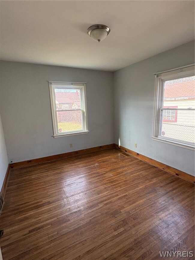 Building Photo - 484 81st St