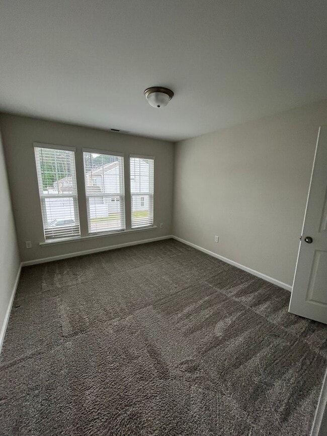 Building Photo - Charming 3 Bedroom home Located In Durham NC!!!