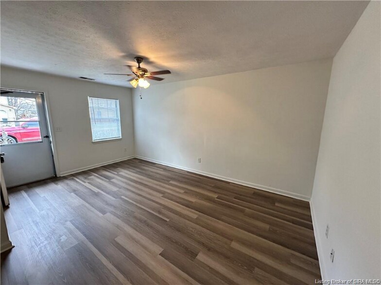 Building Photo - 3846 Booker Ave