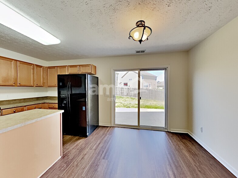 Building Photo - 334 Stewart Springs Dr