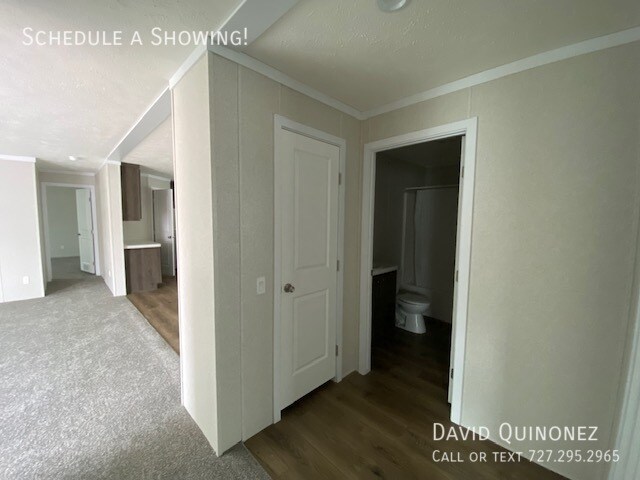 Building Photo - 206 Mercer-