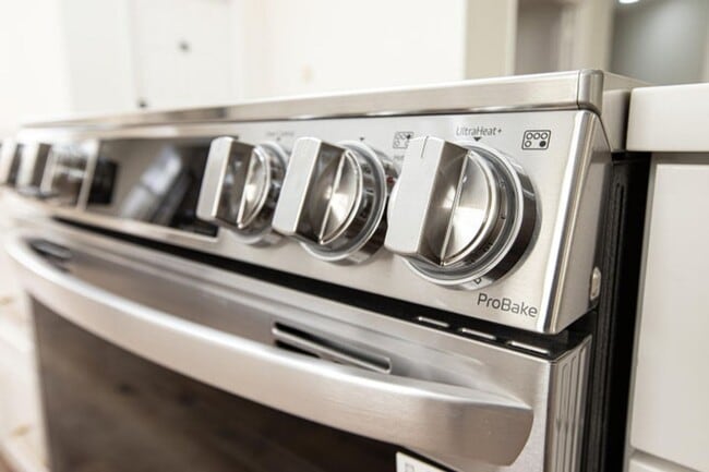 Building Photo - 10881 La Salinas Cir