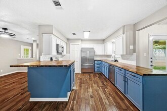 Building Photo - 3602 Sweet Gum