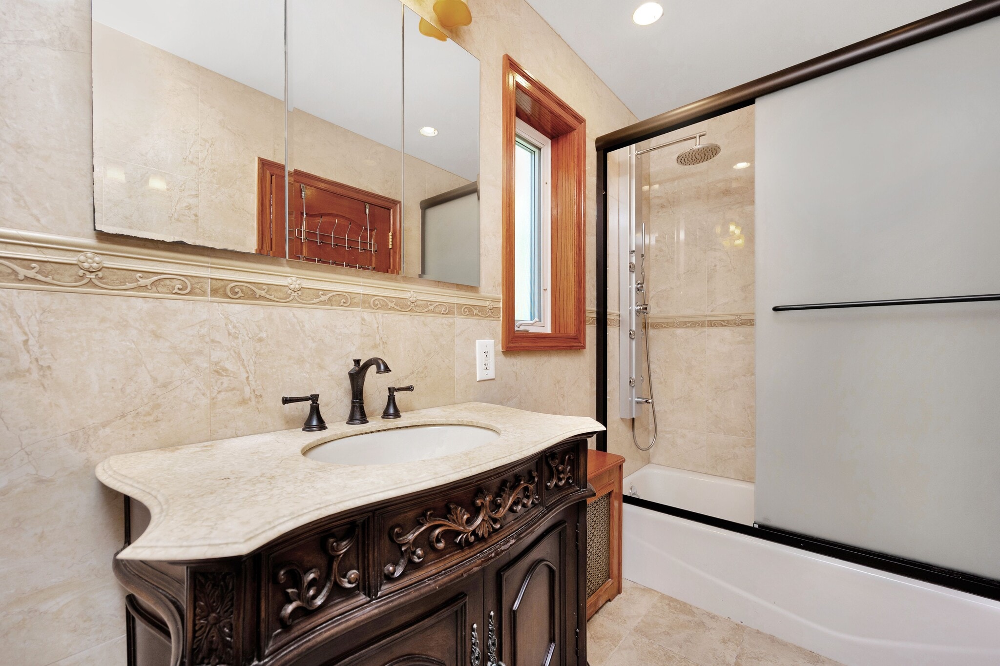 Building Photo - 7543 192nd St