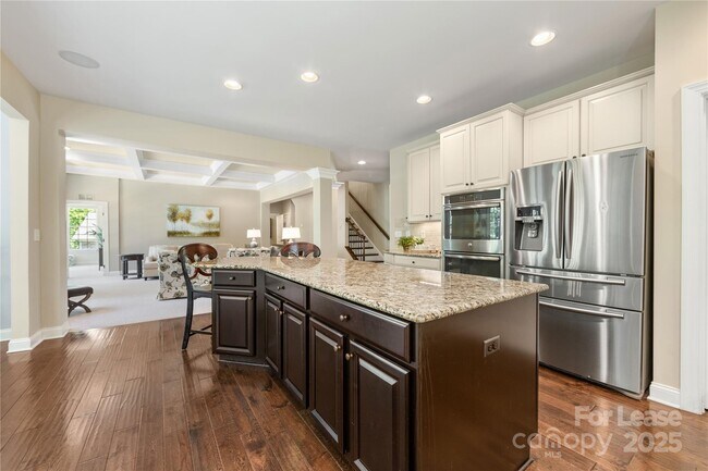 Building Photo - 10716 Meg Meadow Dr