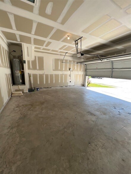 Building Photo - 4410 Rushing Ridge Ct
