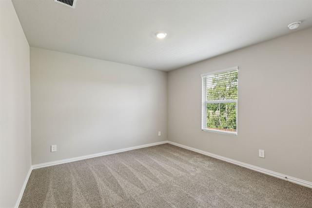 Building Photo - 4018 Sandstone Dr