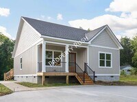 Building Photo - 177 Magnolia St