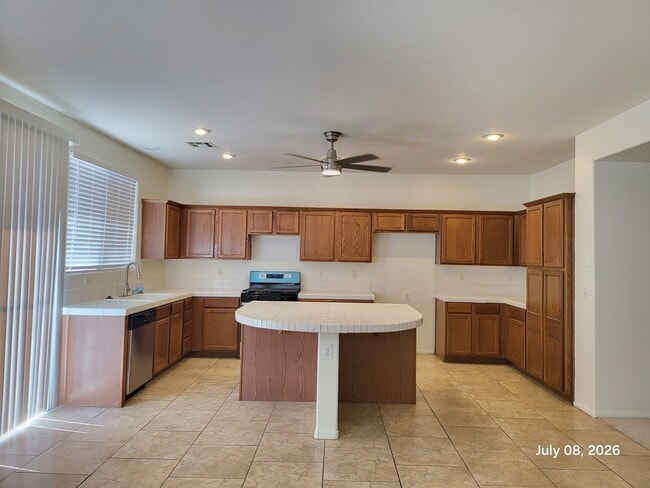 Building Photo - 96 Scorpios Island St