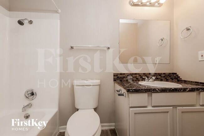 Building Photo - 804 Covey Dr