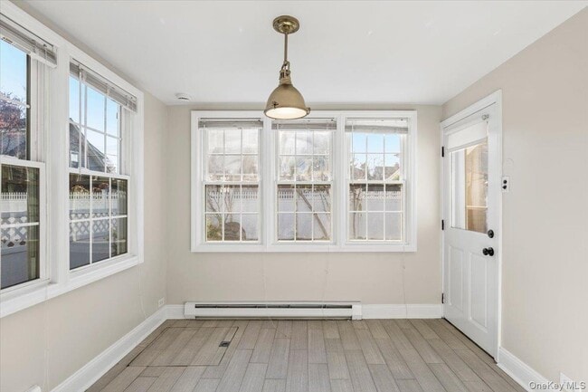 Building Photo - 12 Ridgeland Terrace