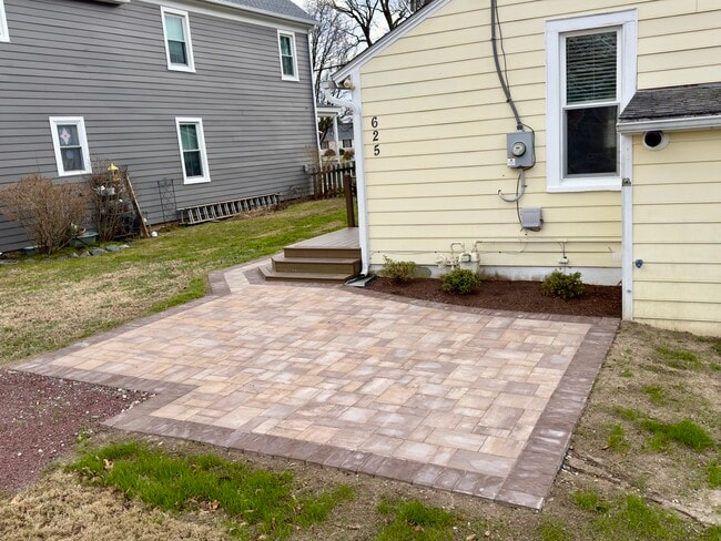 Building Photo - 625 Goldsborough St