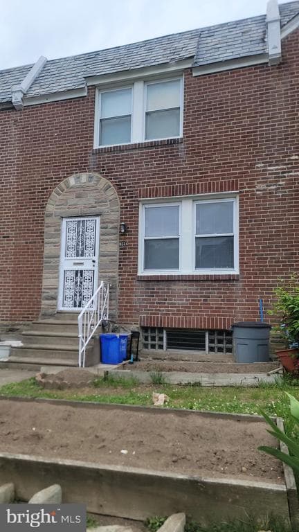 Primary Photo - 6024 Reach St