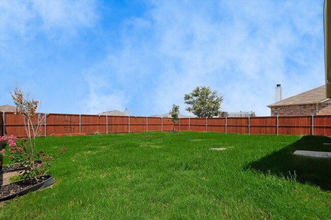Building Photo - 1613 Waggoner Dr
