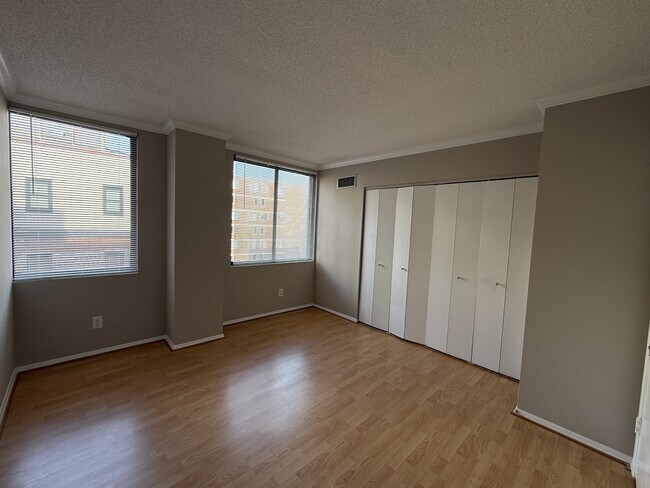 Building Photo - 1245 13th St NW