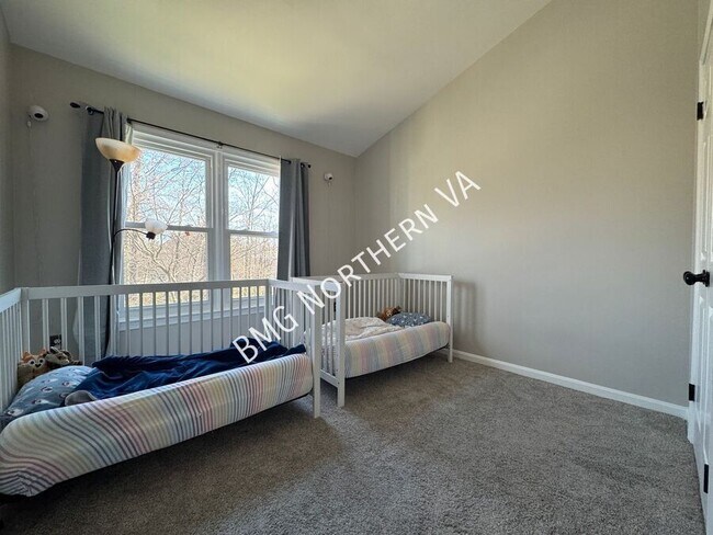 Building Photo - 6038 Rockton Ct