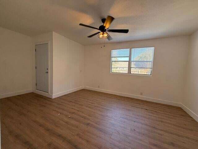 Building Photo - 904 4th St