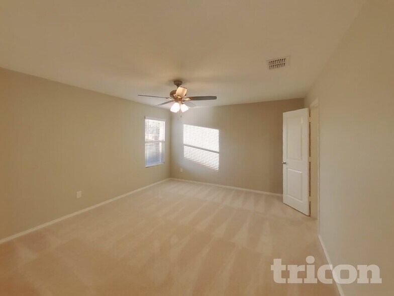 Building Photo - 1732 Clairborne Ct