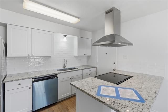 Building Photo - 803 Melody Cir