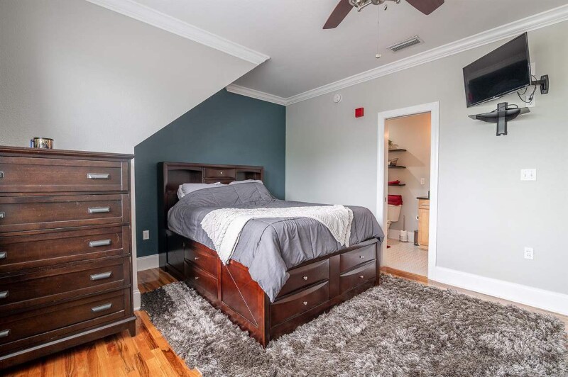 Building Photo - 415 St Francis St