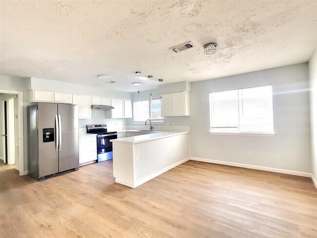 Building Photo - 11622 Old Telegraph Rd