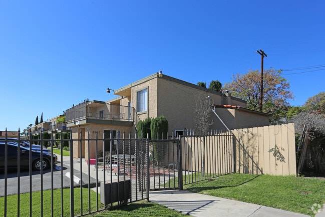 Building Photo - Vista de Helix Apartments