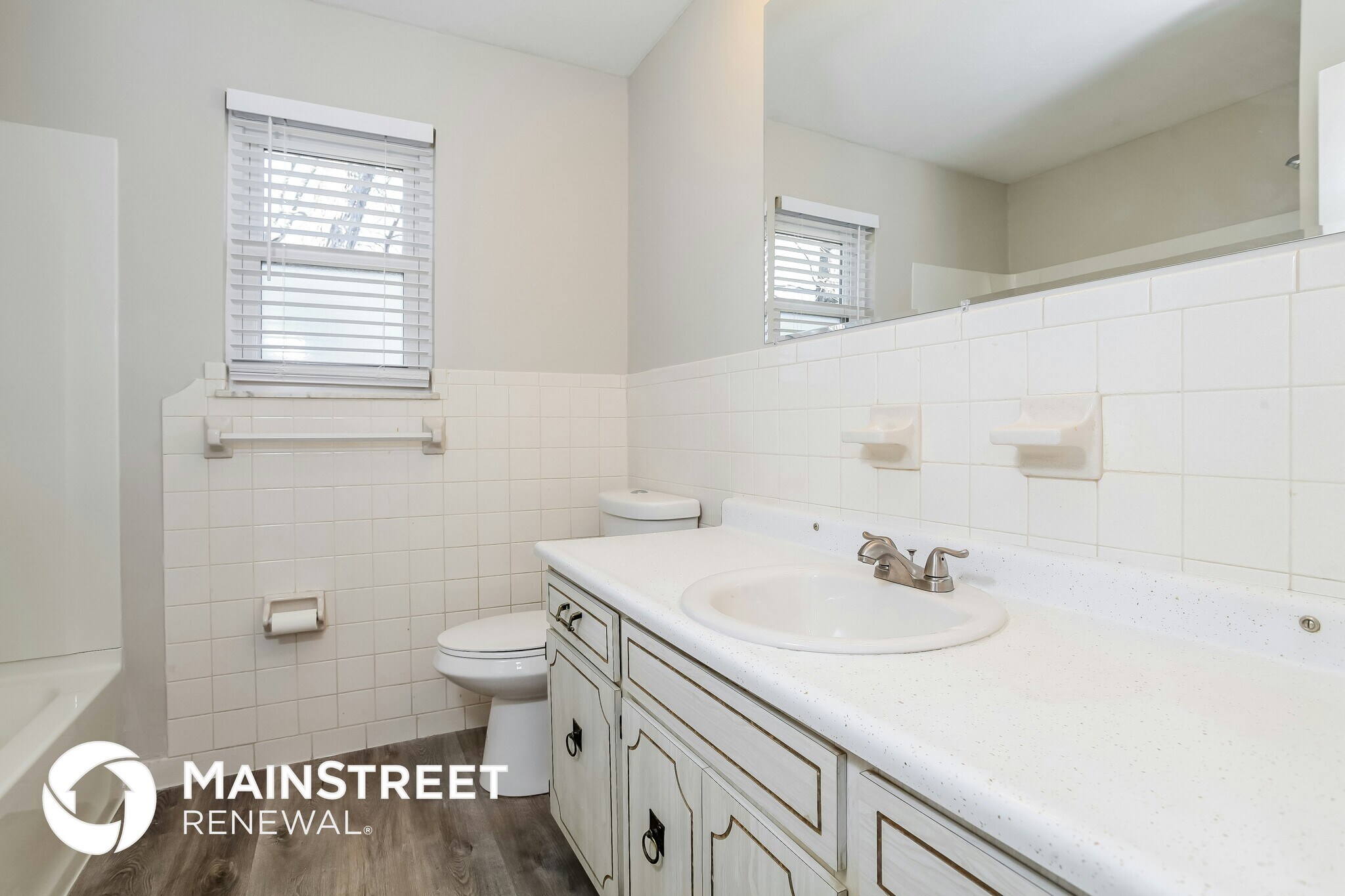 Building Photo - 1854 Lindenhall Dr